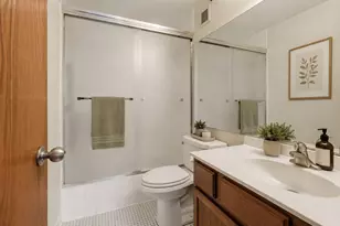 433 S 7th St, Minneapolis, MN 55415 - Photo 8