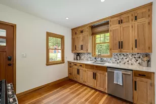 21 Queen Ave S, Minneapolis, MN 55405 - Photo 10