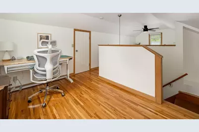 21 Queen Avenue S, Minneapolis, MN 55405 - Photo 20