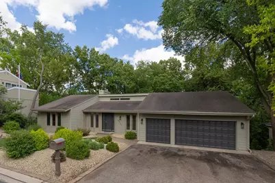 8753 Walton Oaks Drive, Bloomington, MN 55438 - Photo 46