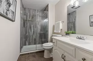8753 Walton Oaks Dr, Bloomington, MN 55438 - Photo 38