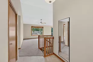 634 8th St SW, Pine Island, MN 55963 - Photo 6