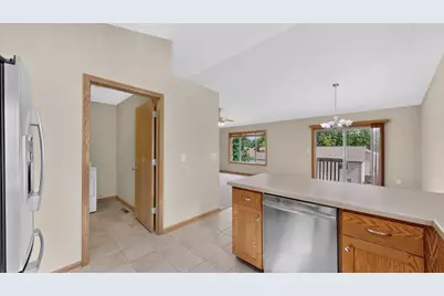 634 8th Street SW, Pine Island, MN 55963 - Photo 18