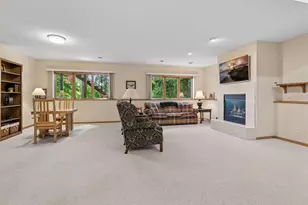 16847 Terrey Pine Dr, Eden Prairie, MN 55347 - Photo 34