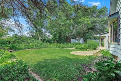 7033 Courtly Road, Woodbury, MN 55125 - Photo 32