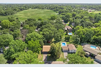 4212 Desoto Street, Vadnais Heights, MN 55127 - Photo 36
