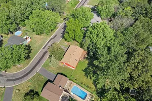 4212 Desoto St, Vadnais Heights, MN 55127 - Photo 4