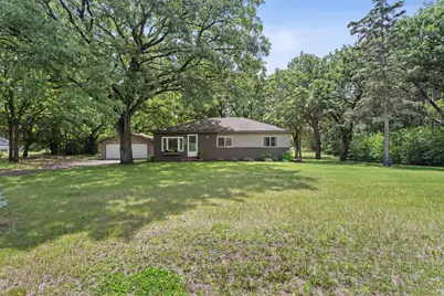 208 97th Avenue NW, Coon Rapids, MN 55433 - Photo 4