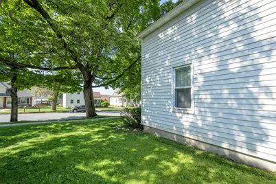 116 E Elm Street, Glenwood City, WI 54013 - Photo 4