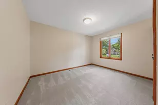 435 Fontaine Ct, Woodbury, MN 55125 - Photo 20