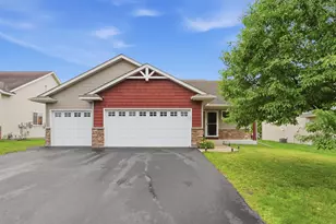 182 Ardennes Ave NE, Shakopee, MN 55379 - Photo 2