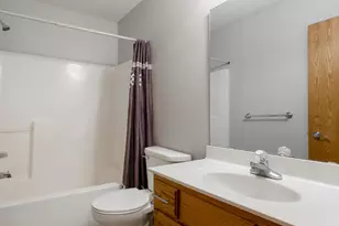 8284 Ashford Rd, Woodbury, MN 55125 - Photo 50