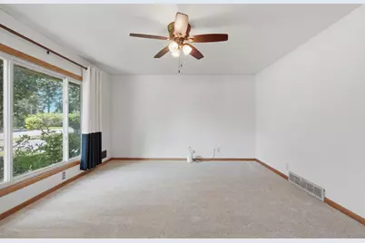 2145 County Road E E, White Bear Lake, MN 55110 - Photo 10