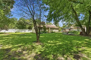 2145 County Rd E E, White Bear Lake, MN 55110 - Photo 18