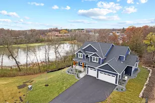 5534 Conifer Trail, Minnetonka, MN 55345 - Photo 2