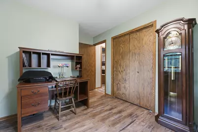 715 Sunset Street SW, Hutchinson, MN 55350 - Photo 18
