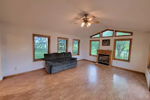 5182 45th Ave SE, Saint Cloud, MN 56304 - Photo 4