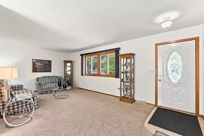 19 Heights Road NW, Saint Michael, MN 55376 - Photo 4
