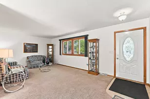 19 Heights Rd NW, Saint Michael, MN 55376 - Photo 4