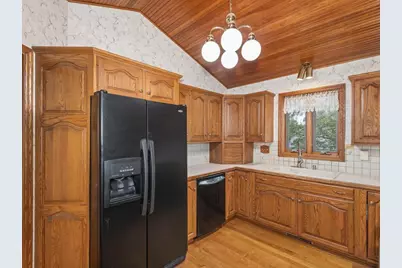 13420 Pennock Avenue, Apple Valley, MN 55124 - Photo 16