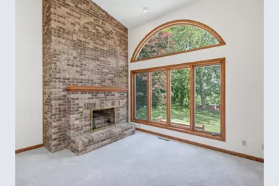 13420 Pennock Avenue, Apple Valley, MN 55124 - Photo 4