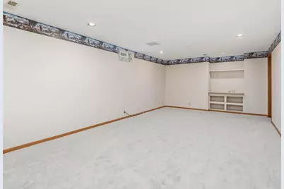 13420 Pennock Avenue, Apple Valley, MN 55124 - Photo 30
