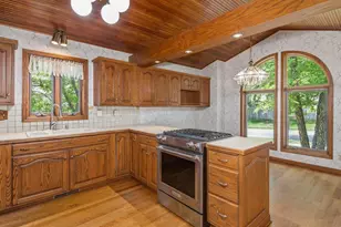 13420 Pennock Ave, Apple Valley, MN 55124 - Photo 12