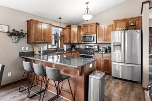 25464 11th St W, Zimmerman, MN 55398 - Photo 6