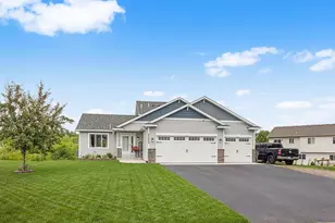 25464 11th St W, Zimmerman, MN 55398 - Photo 1