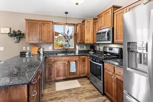 25464 11th St W, Zimmerman, MN 55398 - Photo 8