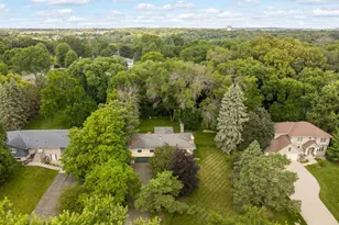 7660 Heritage Rd, Eden Prairie, MN 55346 - Photo 38