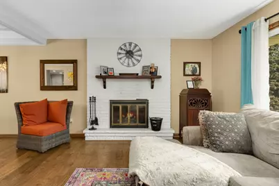 7660 Heritage Road, Eden Prairie, MN 55346 - Photo 4
