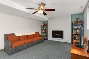 7660 Heritage Rd, Eden Prairie, MN 55346 - Photo 26