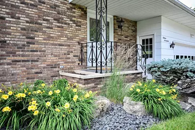 1617 Circle Drive, Winona, MN 55987 - Photo 2