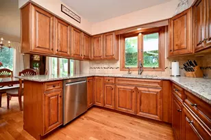 1617 Circle Dr, Winona, MN 55987 - Photo 8