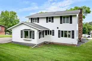 1617 Circle Dr, Winona, MN 55987 - Photo 22