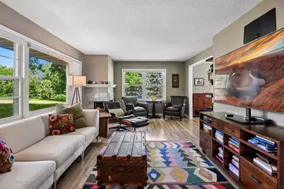 3921 Minnewashta Court, Chanhassen, MN 55331 - Photo 12
