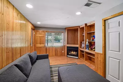 3921 Minnewashta Court, Chanhassen, MN 55331 - Photo 24