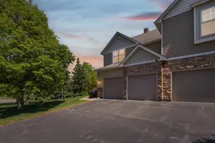 15221 Stonewood Terrace, Burnsville, MN 55306 - Photo 4
