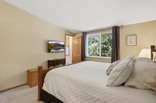 8716 Virginia Ave S, Bloomington, MN 55438 - Photo 22