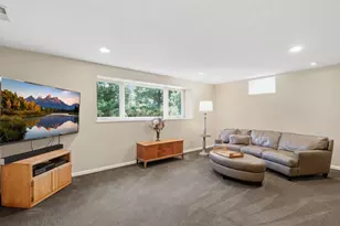 8716 Virginia Ave S, Bloomington, MN 55438 - Photo 32