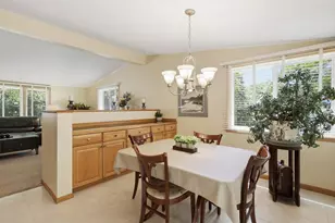 8716 Virginia Ave S, Bloomington, MN 55438 - Photo 8