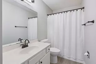 2109 Stone Creek Dr, Chanhassen, MN 55317 - Photo 52