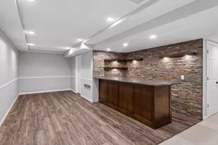 2109 Stone Creek Dr, Chanhassen, MN 55317 - Photo 54