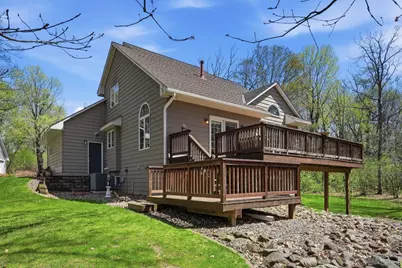 208 Country Oaks Road, River Falls, WI 54022 - Photo 32