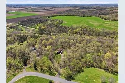 208 Country Oaks Road, River Falls, WI 54022 - Photo 36
