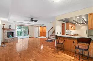 18661 Clear View Ct, Minnetonka, MN 55345 - Photo 12