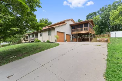 1306 Berry Ridge Road, Eagan, MN 55123 - Photo 4