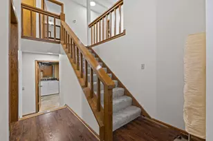 1306 Berry Ridge Rd, Eagan, MN 55123 - Photo 26