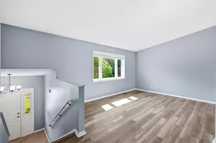 212 Glen Ellen Dr, Mankato, MN 56001 - Photo 4